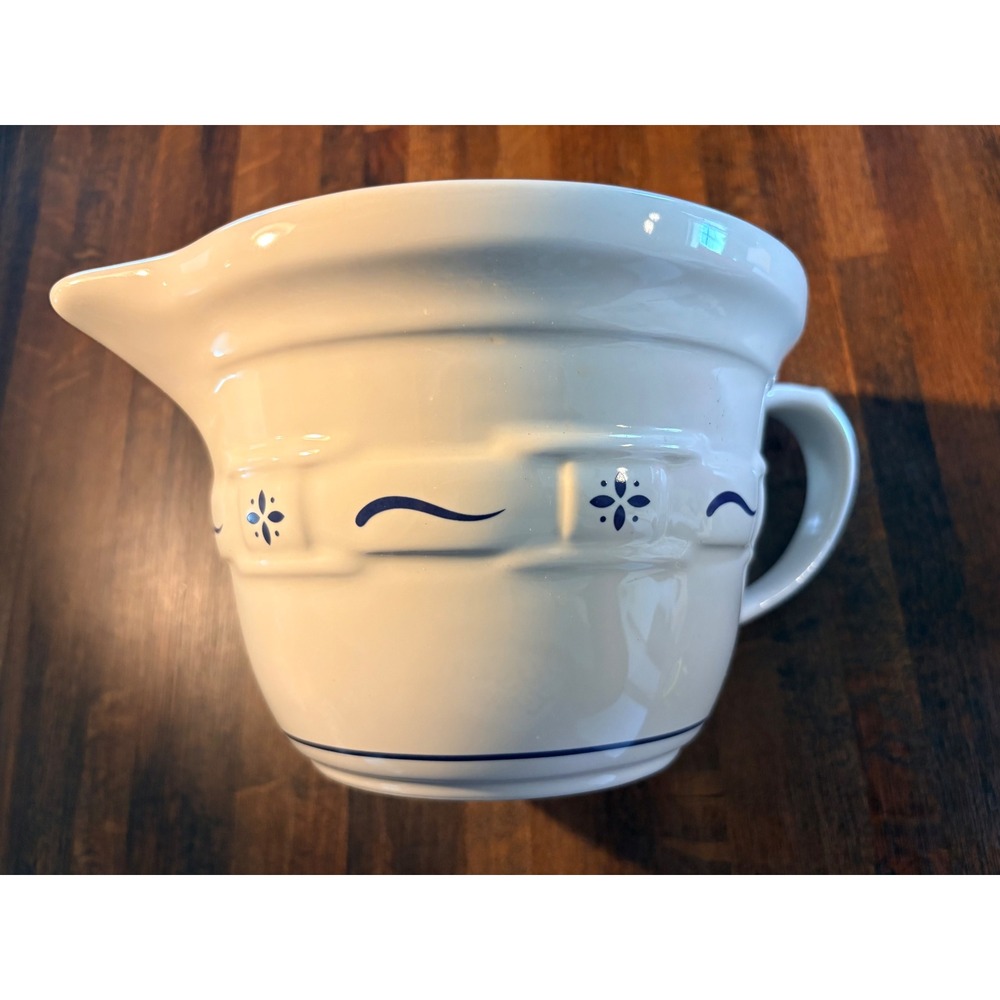 Longaberger Pottery Woven Traditions Ivory Blue Batter Bowl With Spout Handle